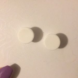 1/2” silicon white button plugs